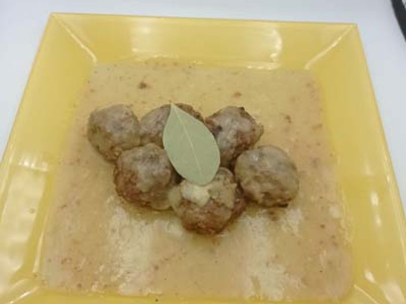 albondigas salsa verde2