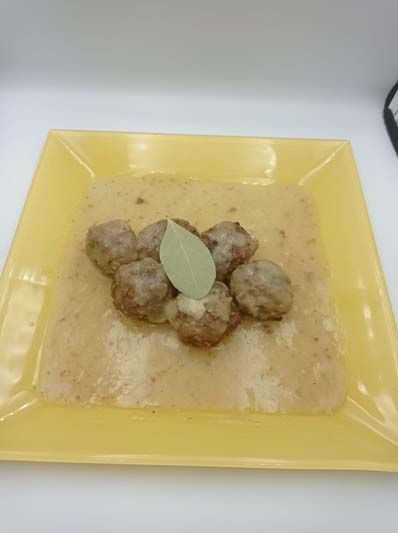albondigas salsa verde2
